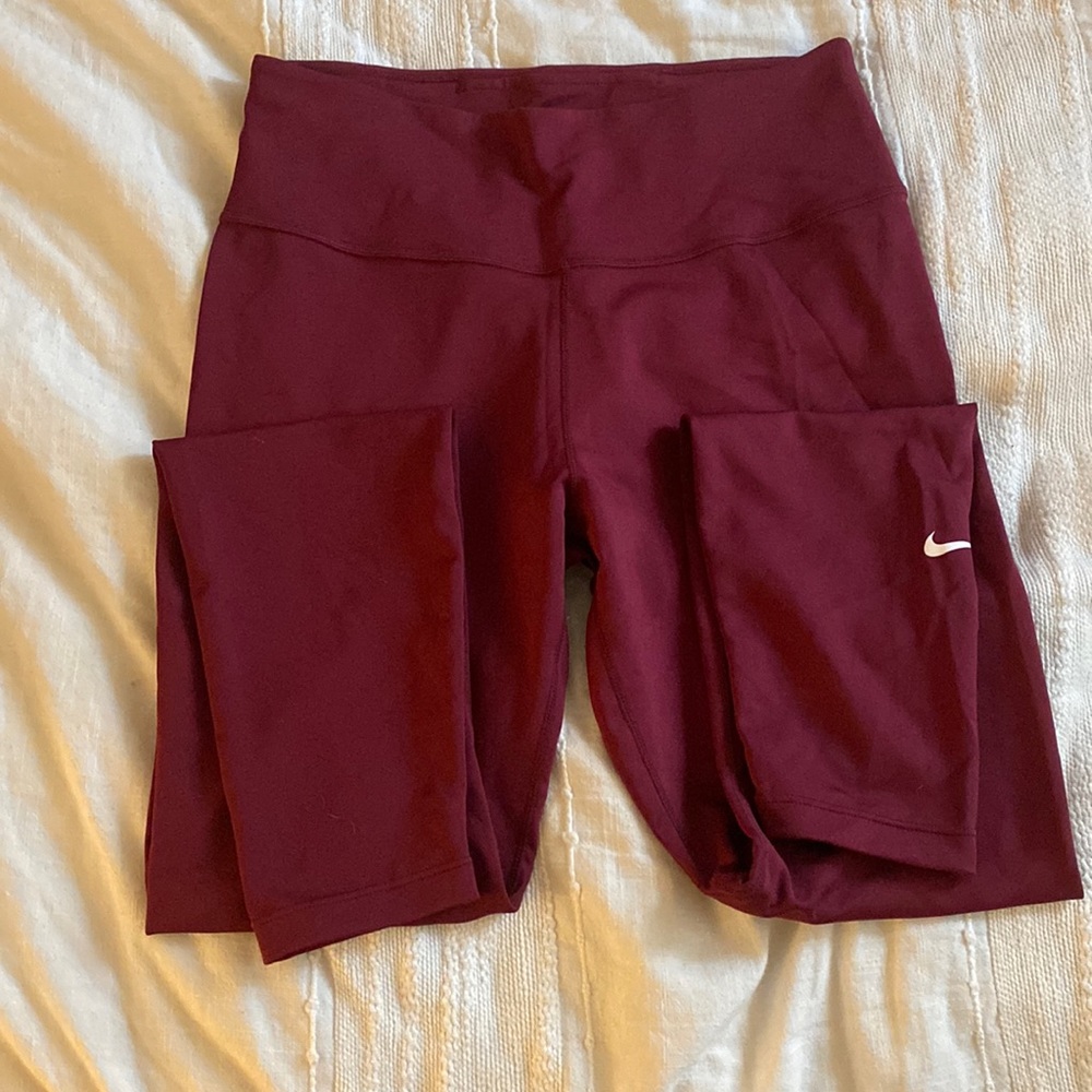NIKE LEGGINGS
